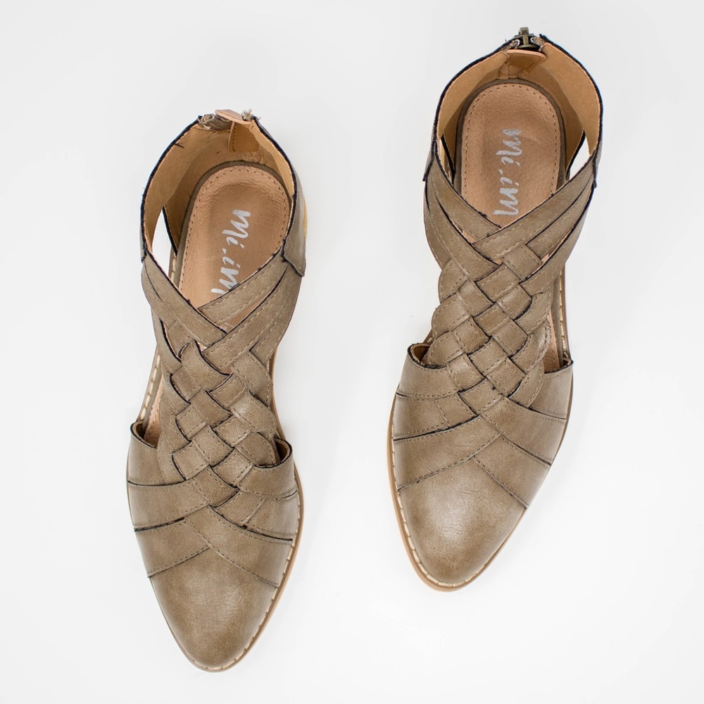 Mi.iM 'Roosevelt' Flats - Picture 4 of 5